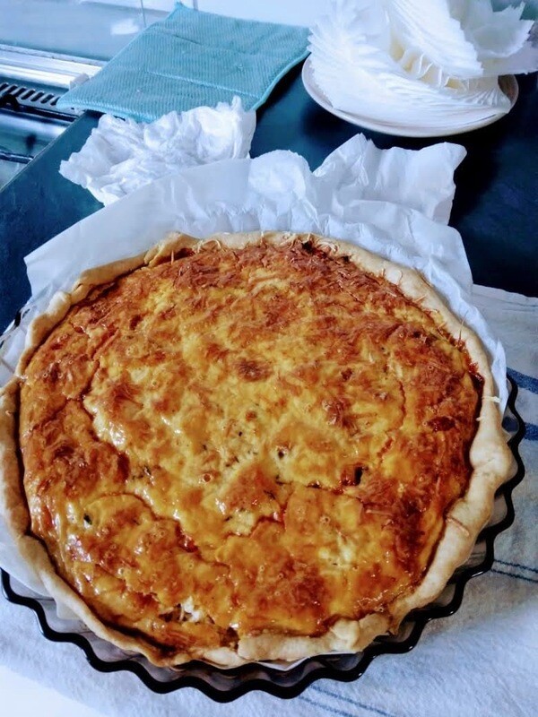 QUICHES