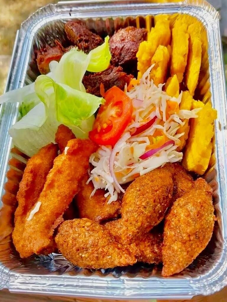 Bananes pesées Accra +poulet