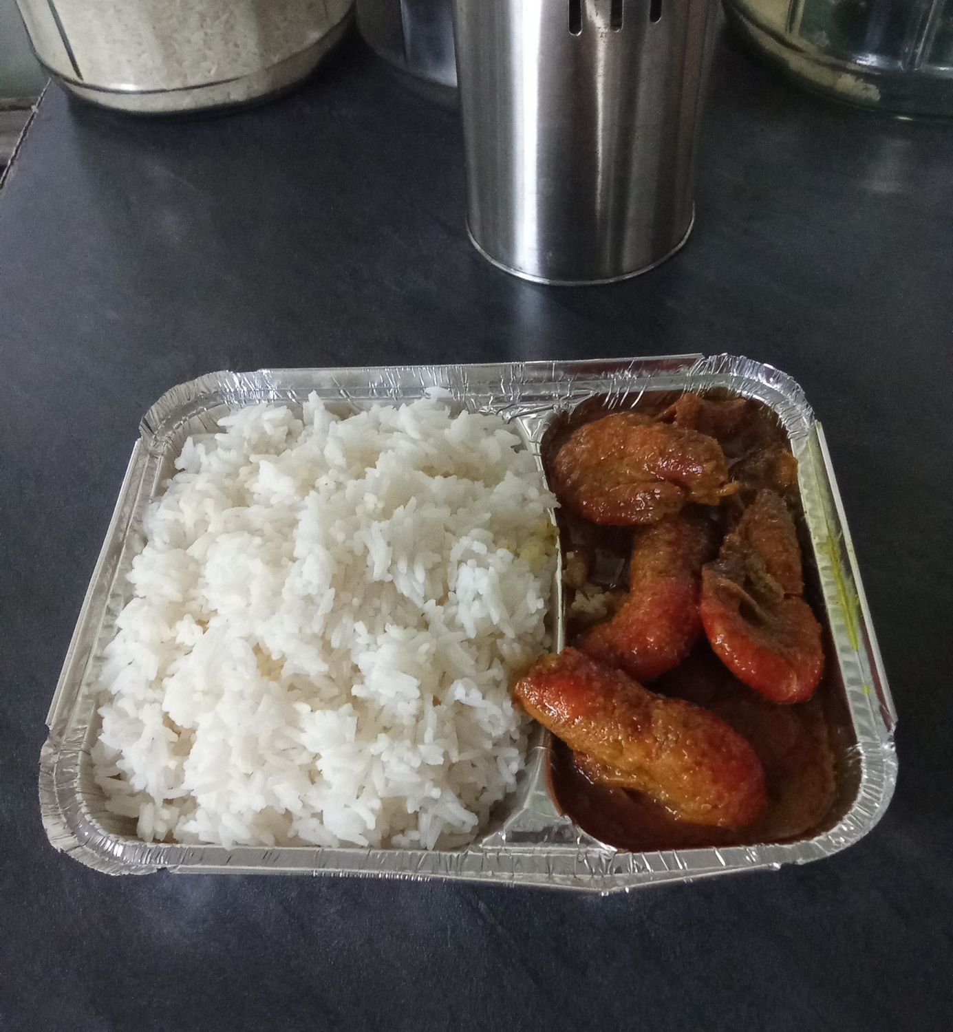 Riz blanc colombo de ouassous