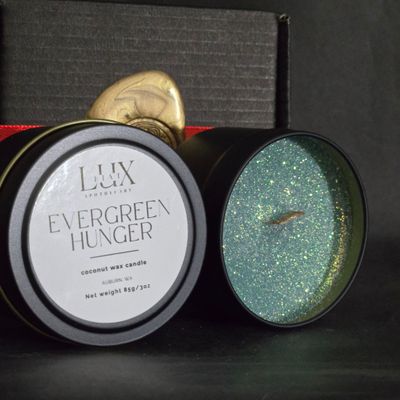 Evergreen Hunger – An Undressed Candle