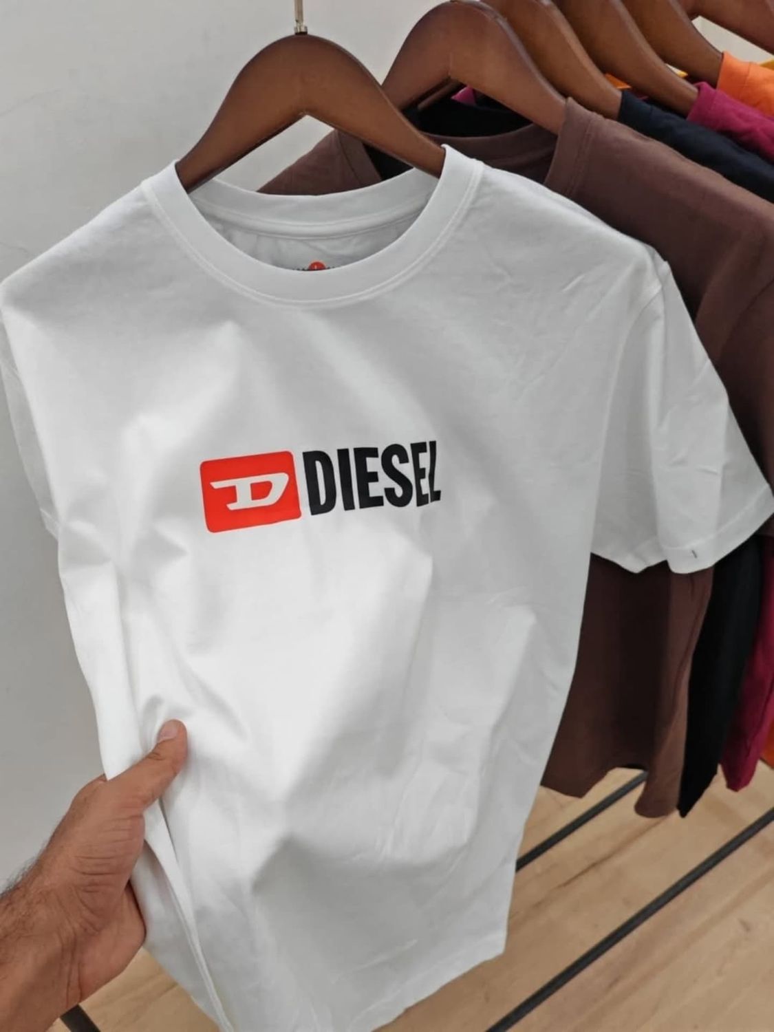 تيشيرت ديزل ابيض