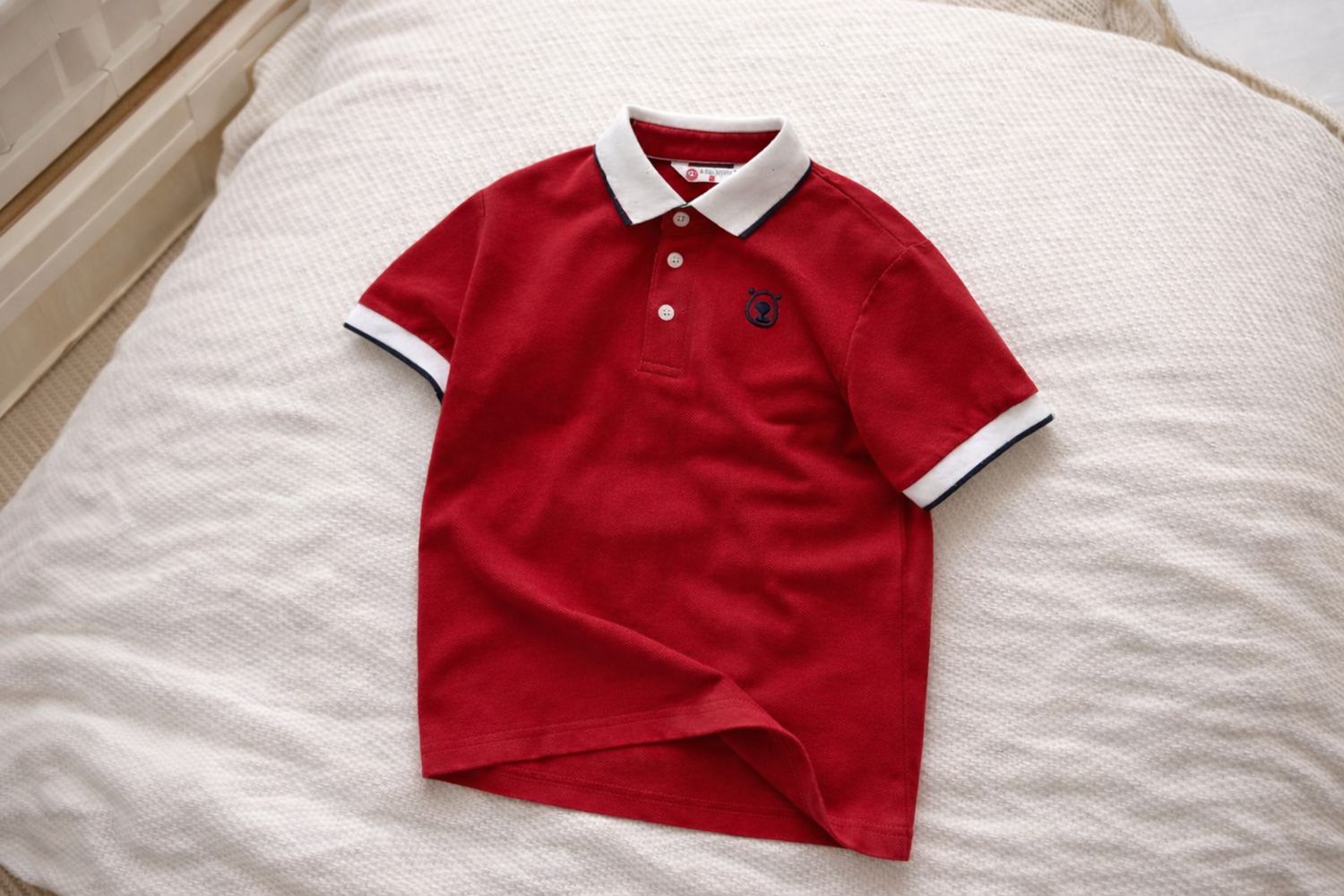 بولوشيرت احمر