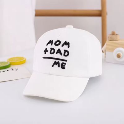 لون ابيض Mom قبعة