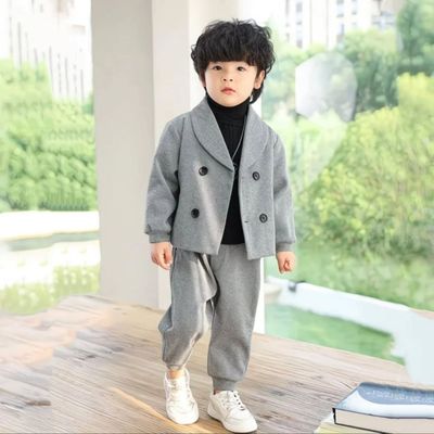 بدلة ستايل كوري رصاصي 