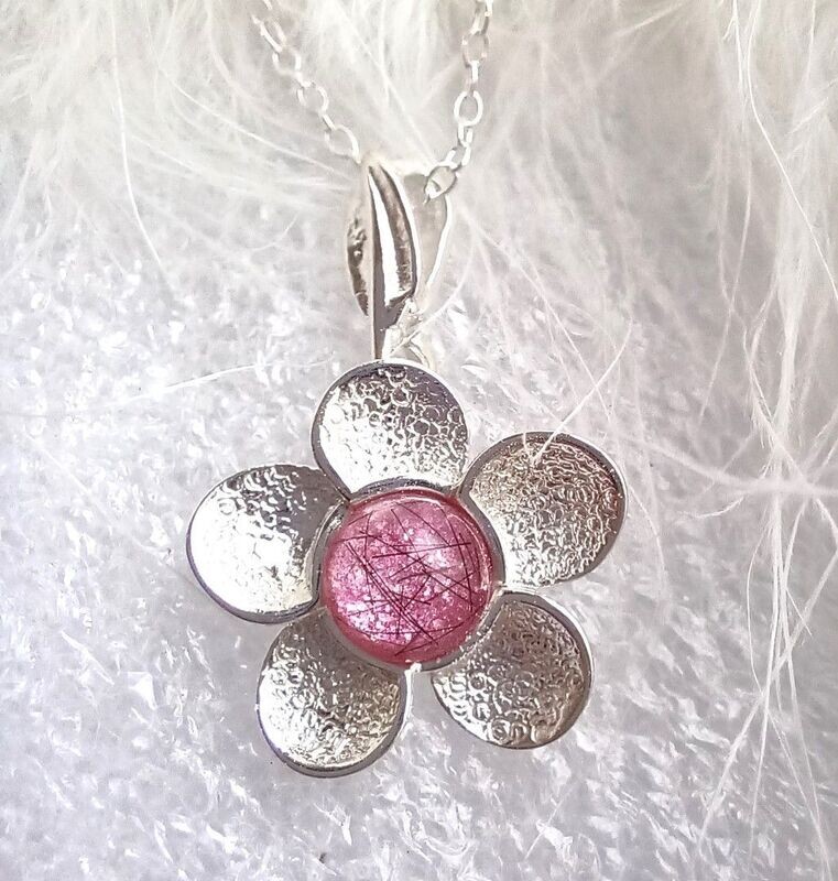 Sterling Silver flower pendant and chain to contain a stone encapsulating the hair, fur or ashes you send me.  Memorial Jewellery Keepsake Jewellery