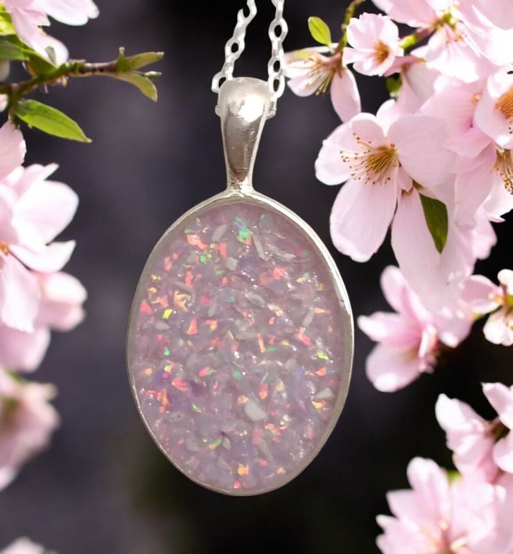 Sterling Silver oval pendant and chain to contain a stone encapsulating the hair, fur or ashes you send me.  Memorial Jewellery Keepsake Jewellery