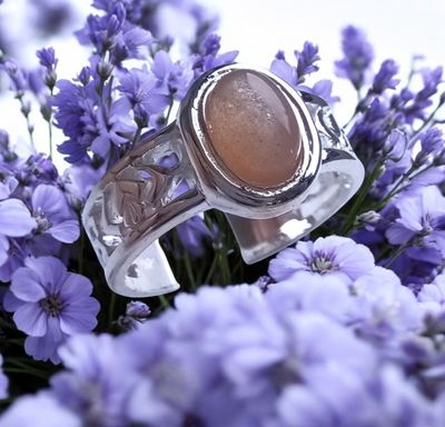 CELTIC Ring thick band with a 7x5mm stone of your choice - Sterling Silver