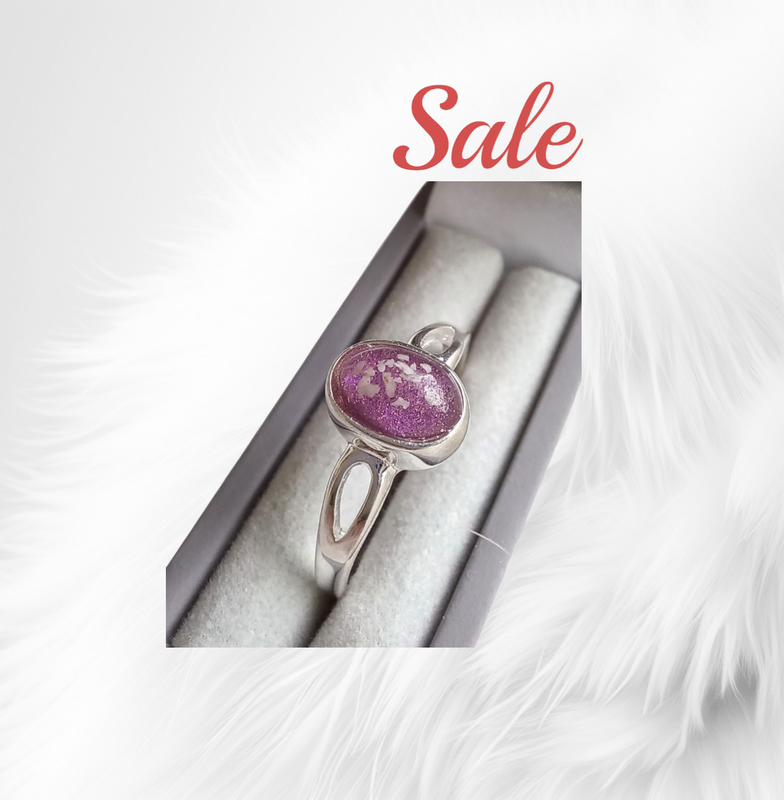 Sterling silver  ring  with a stone containing the hair, fur or ashes you send me.  Memorial jewellery, Keepsake Jewellery