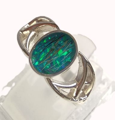 CELTIC Ring with 8x6mm Cab to encapsulate hair or ashes Sterling Silver