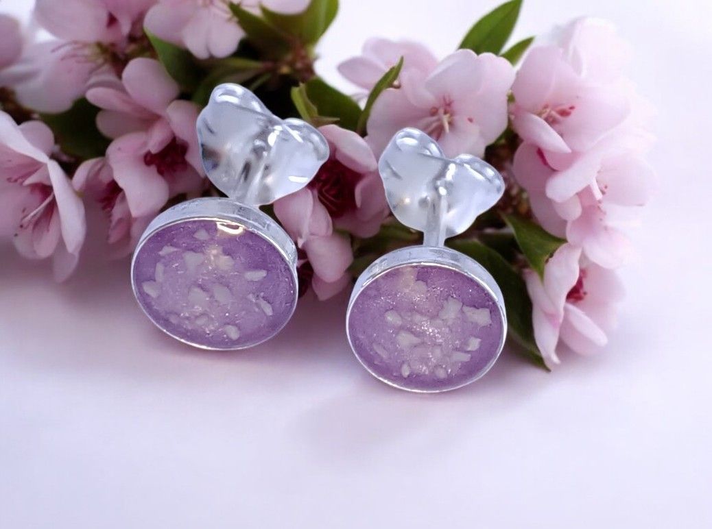 Round  stud Earrings 5mm cabochon