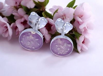 Round  stud Earrings 5mm cabochon