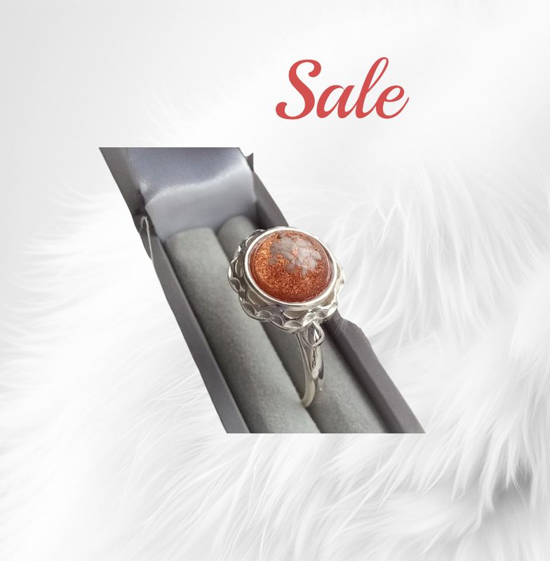 Sterling silver  ring  with a stone containing the hair, fur or ashes you send me.  Memorial jewellery, Keepsake Jewellery