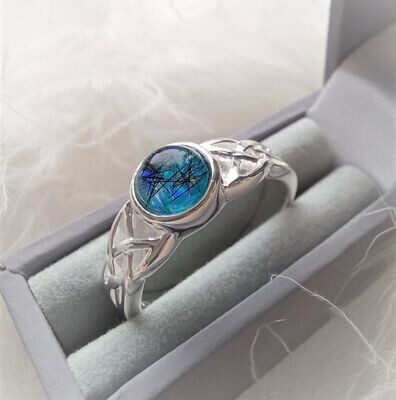 Sterling Silver Celtic ring to contain a stone encapsulating the hair, fur or ashes you send me.  Memorial Jewellery Keepsake Jewellery