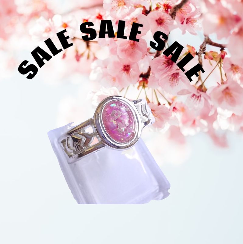 THICK BAND Celtic style ring with 7x5mm cab to encapsulate hair or ashes