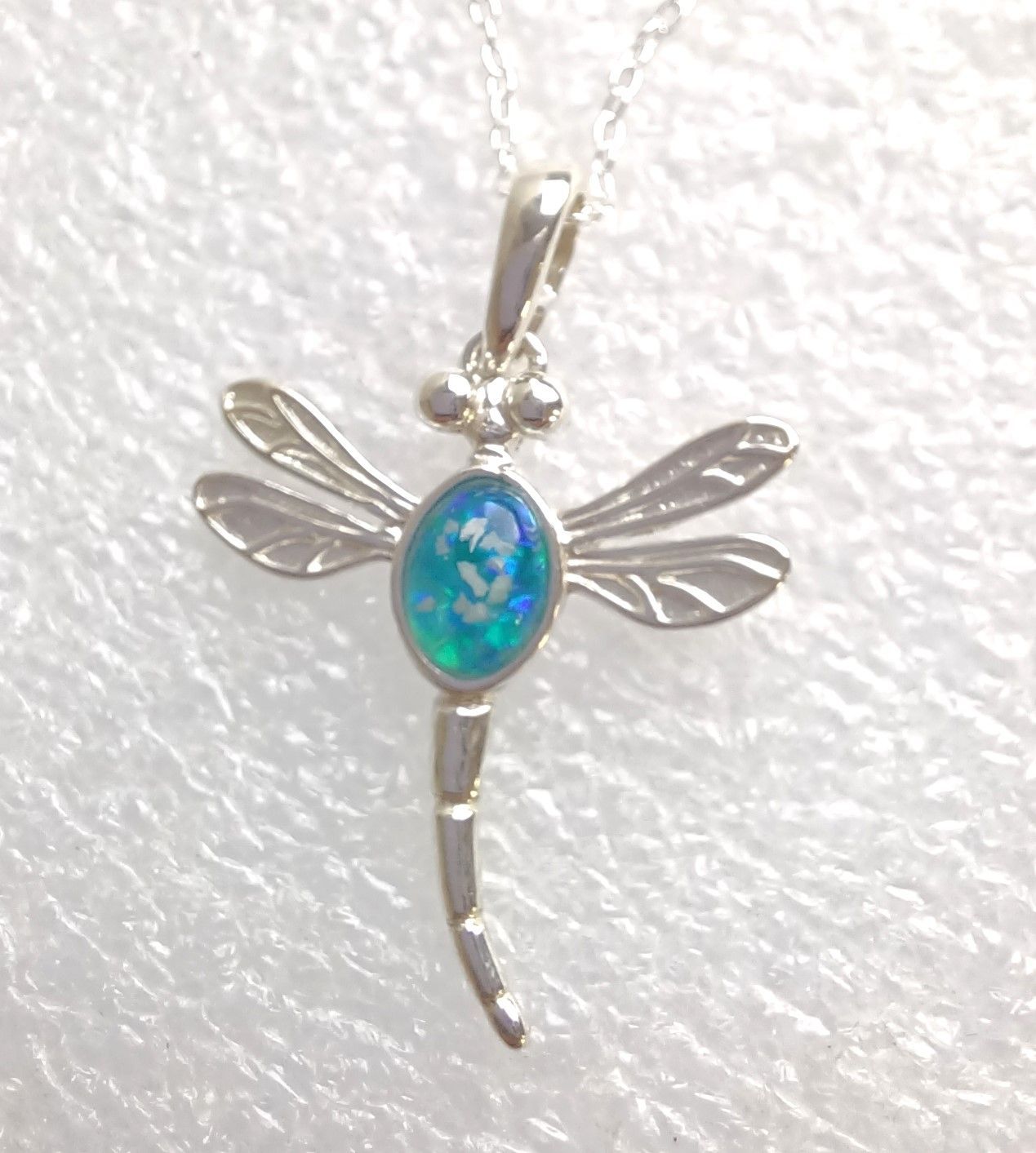 DRAGON FLY  pendant & chain  with a 7X5mm cabochon