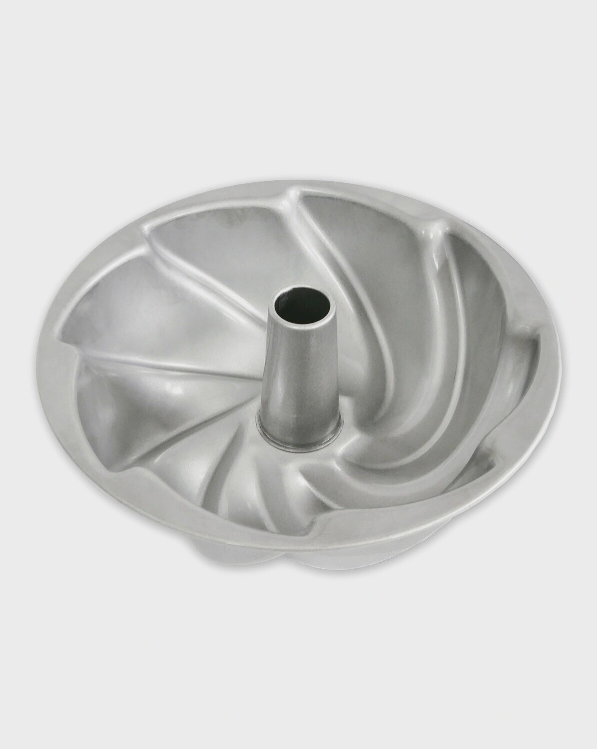 USA SWIRL TUBE CAKE PAN - 1907CP