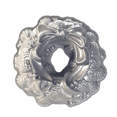 HOLIDAY WREATH SILVER COLOR PAN - 85348