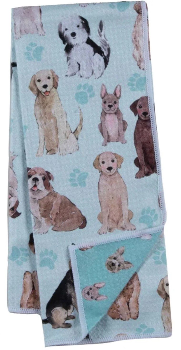 DOG &amp; PAW PRINTS ECO TOWEL - R8633