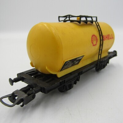 Vintage Lima Shell tanker railway wagon - HO scale