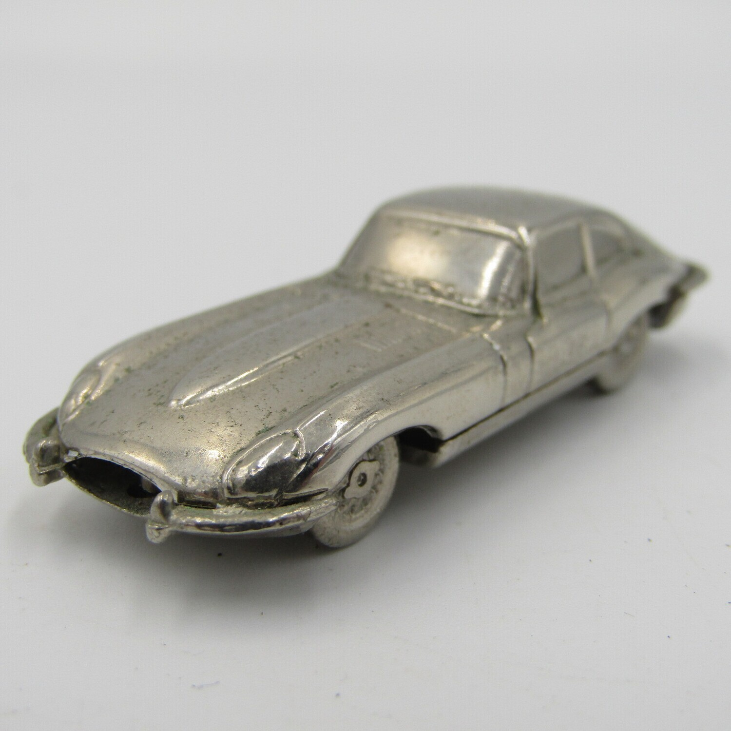 Vintage Kerico 1961 Jaquar E-type keyring holder car - no keyring