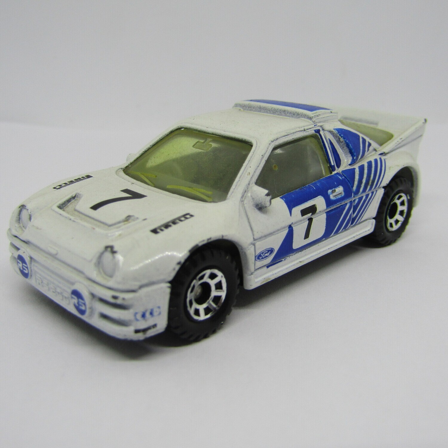 Matchbox Ford RS 200 diecast toy car scale 1/55