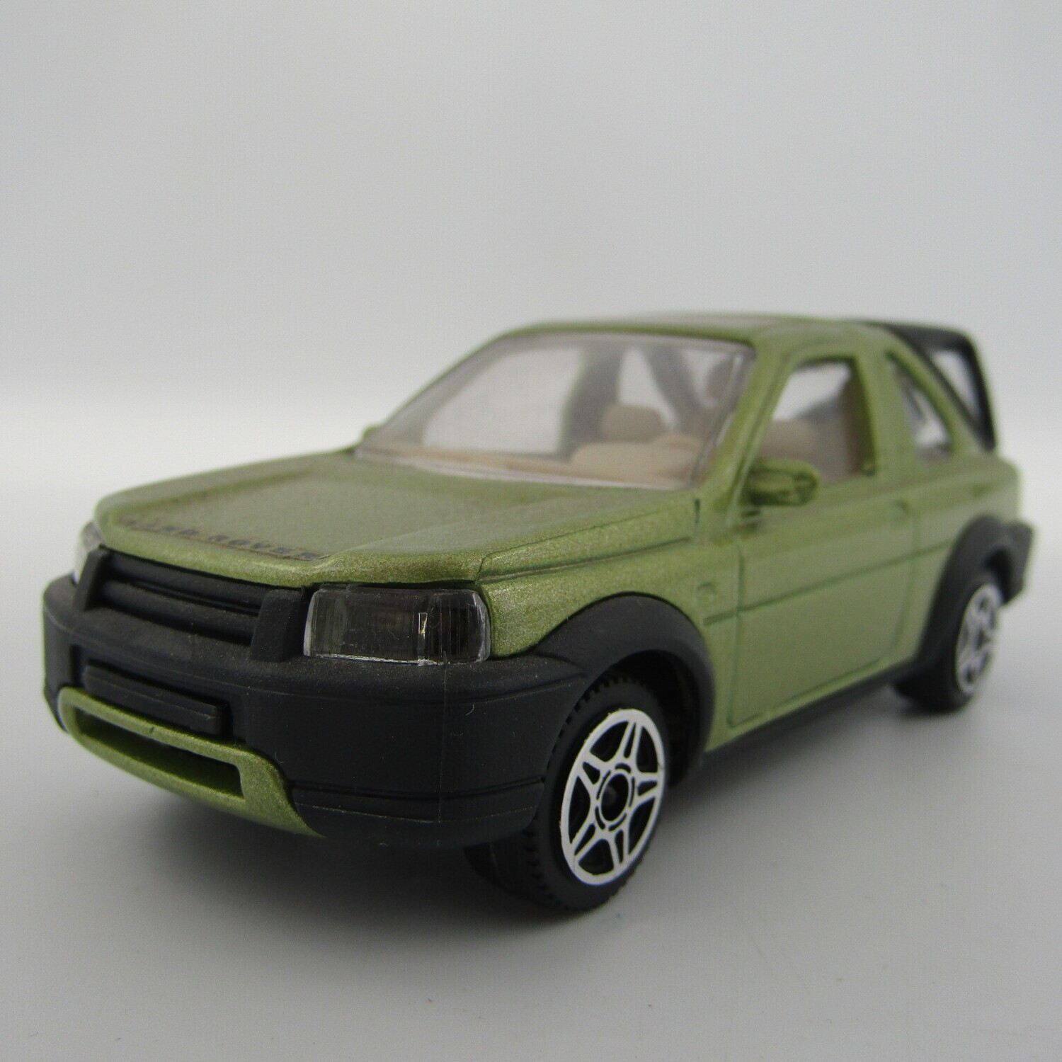 Bburago Land-Rover Freelander die-cast model car - scale 1/43