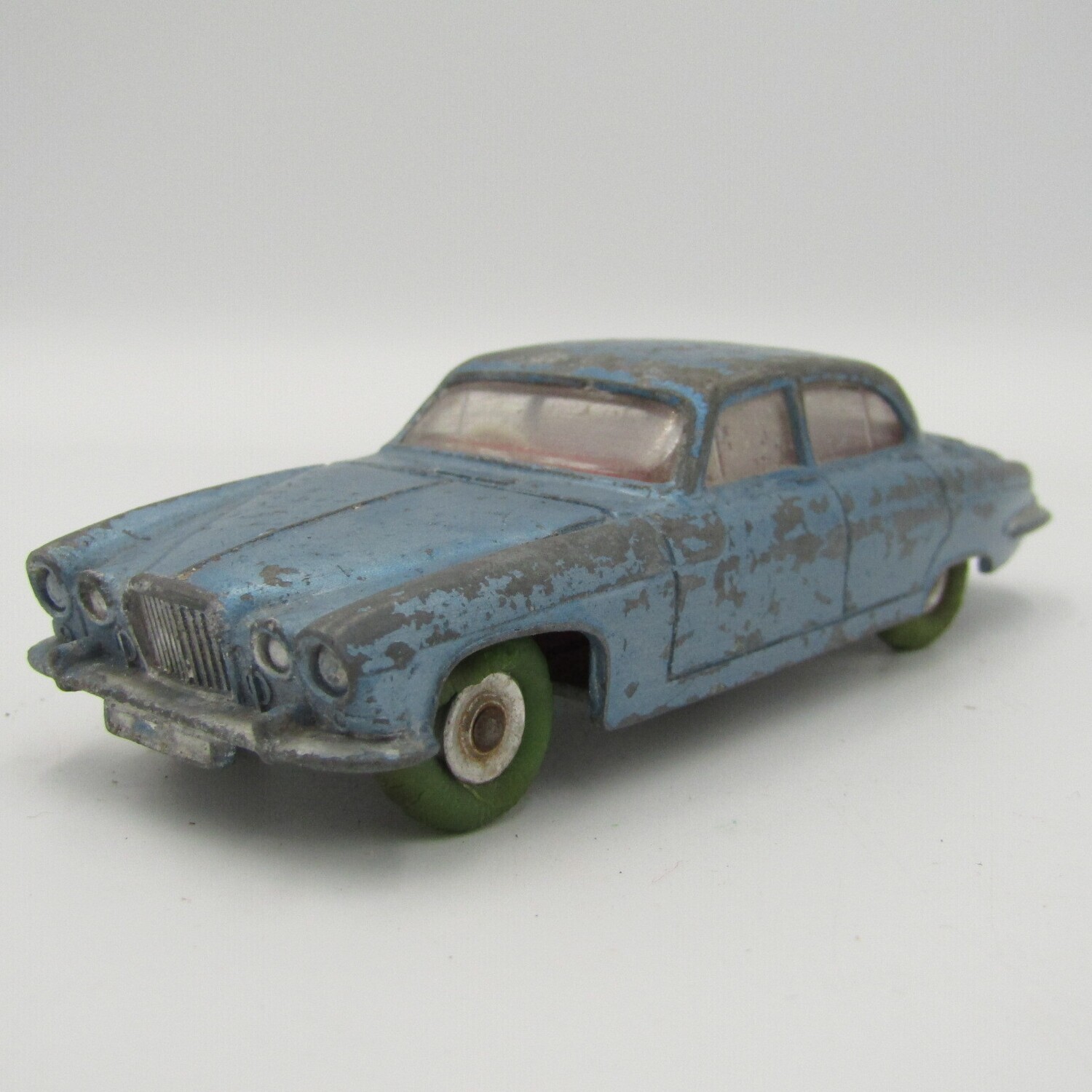 Meccano Ltd Dinky Toys #142 Jaquar Mark X die-cast model car - incorrect tyres