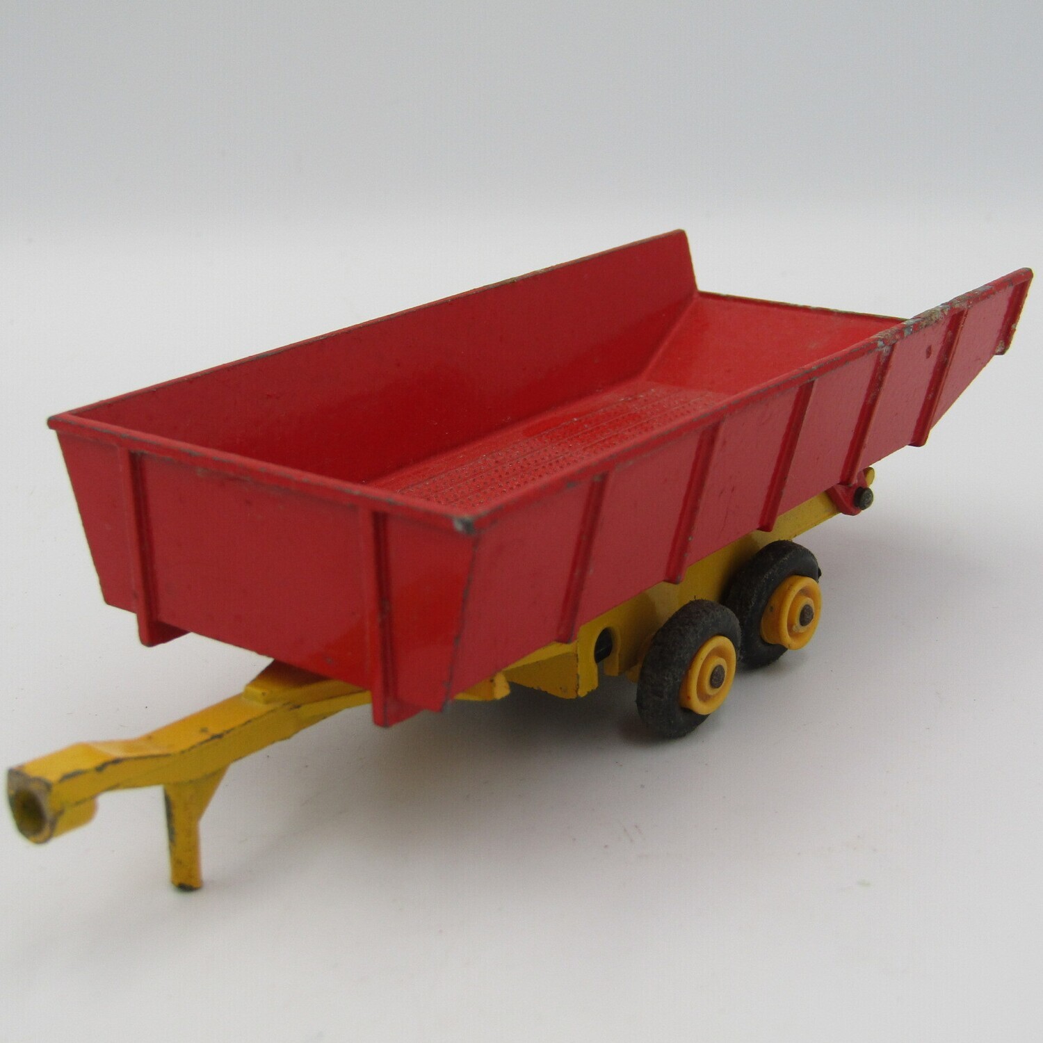 Matchbox KingSize No. K-3 Farm trailer die-cast model