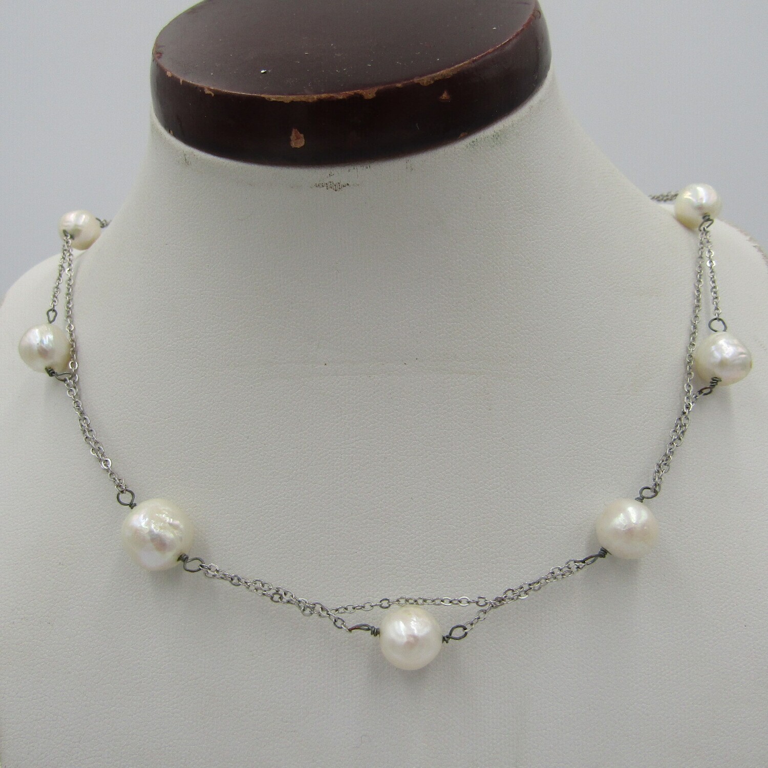 Sterling silver necklace with 11 genuine pearls Weight 15,3g - 50 cm long
