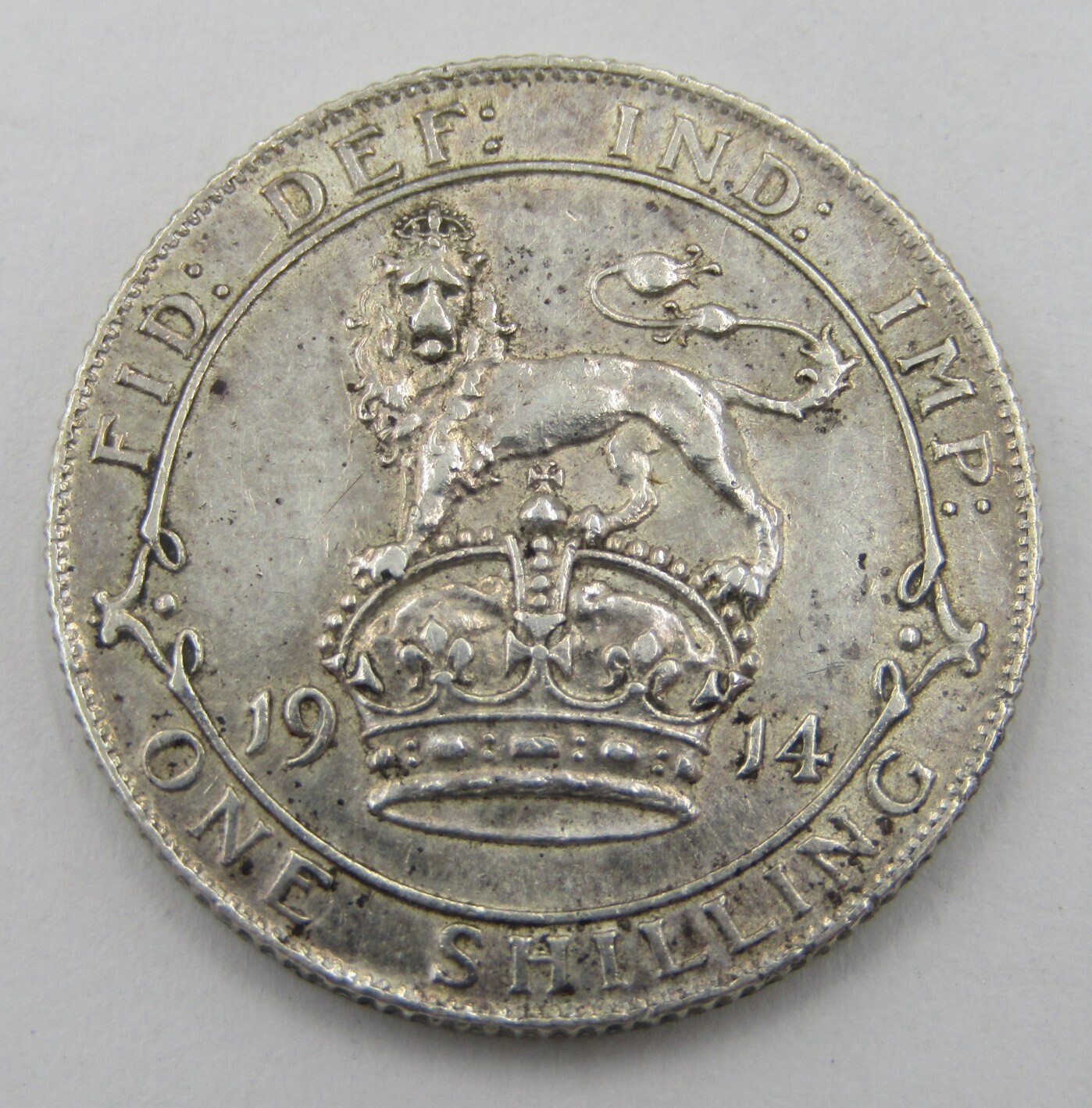 Great Britain 1914 silver shilling XF+