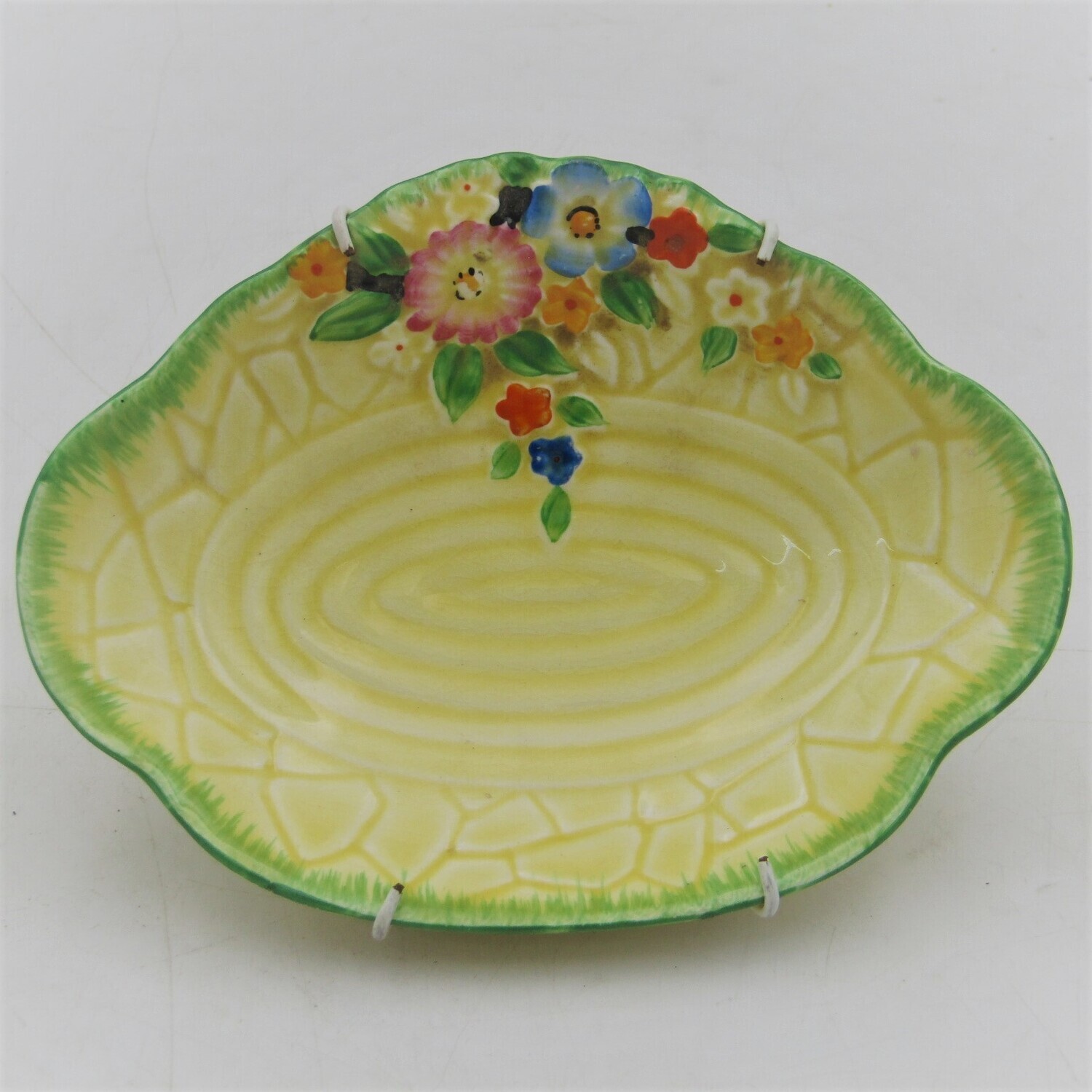 Crown Devon Garden Path trinket bowl - with hanger