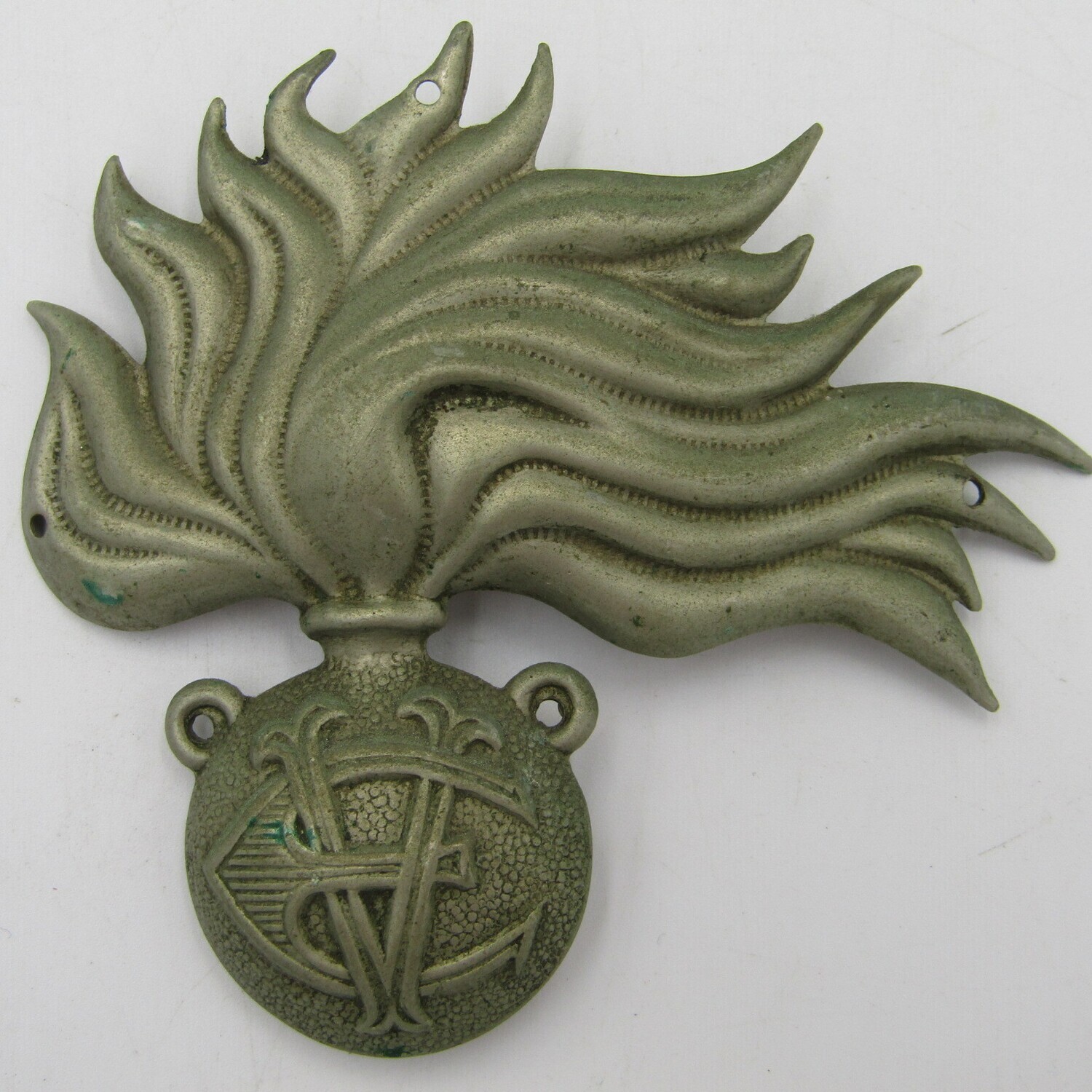 WW2 Italian Carabinieri Military police metal cap badge