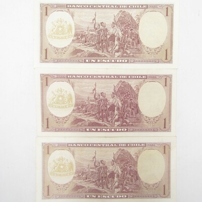Chile 1962-1975 1 Escudo banknote - Lot of 3 - different signatures (one UNC / 2x AU)