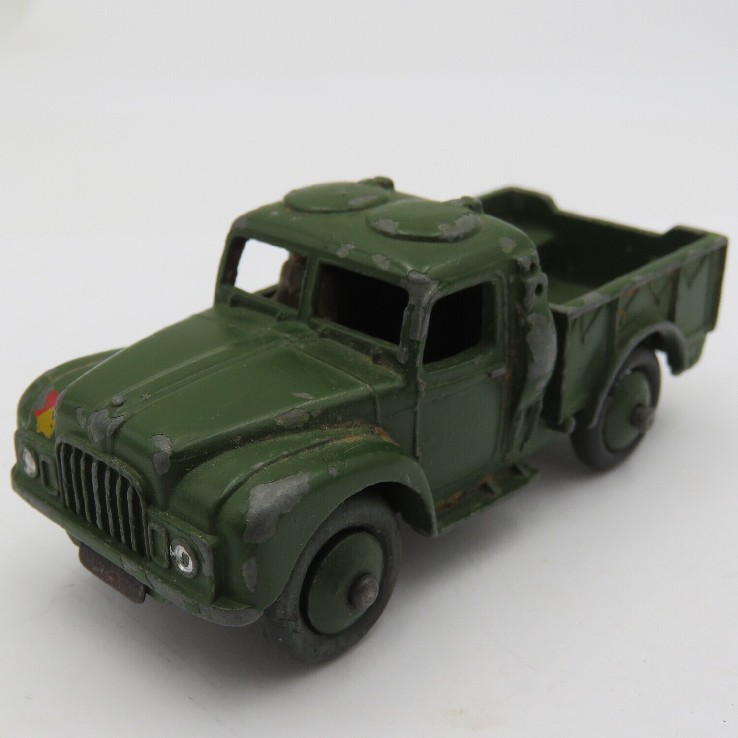 Meccano Dinky Toys #641 Army 1 Ton Cargo truck die-cast model