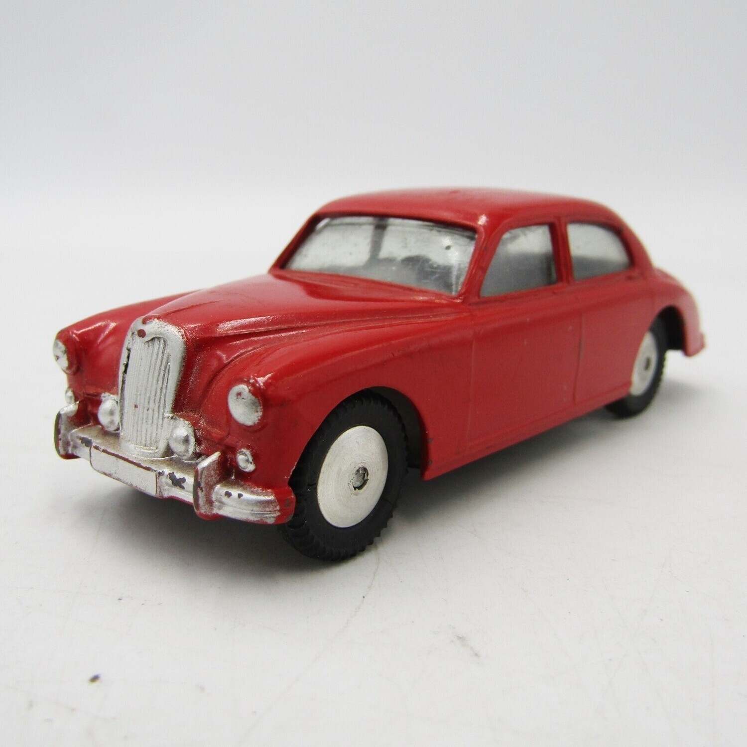 Corgi Toys #205 Riley Pathfinder die-cast toy car