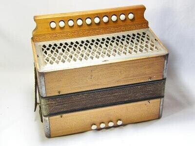 Hohner 10 button accordion - excellent condition
