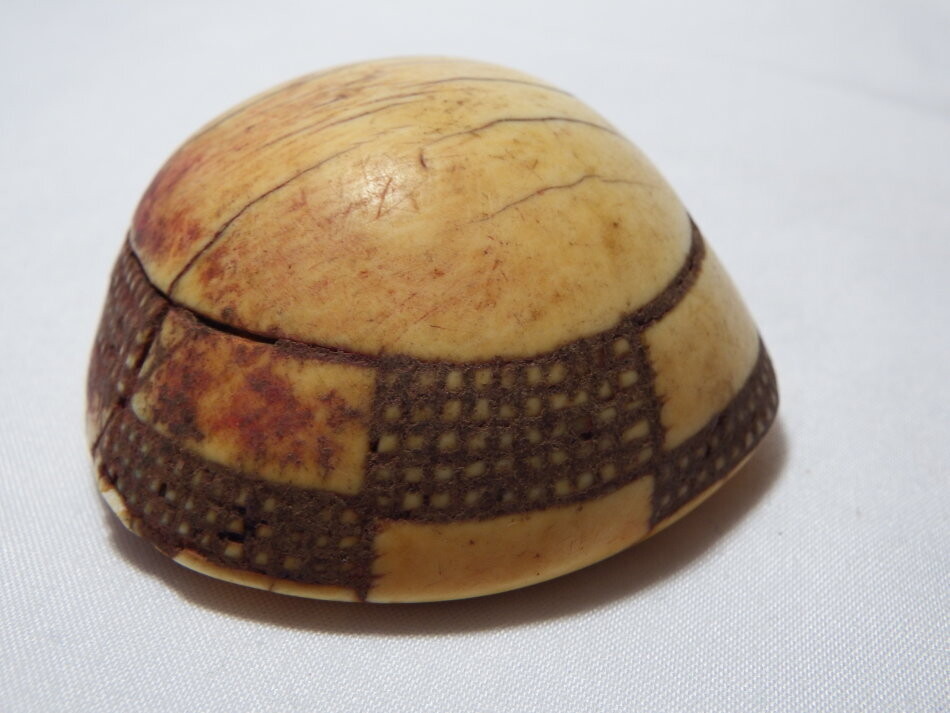 Antique Ovambo Ekipa button - made by Ovambo / Kwanyama tribes