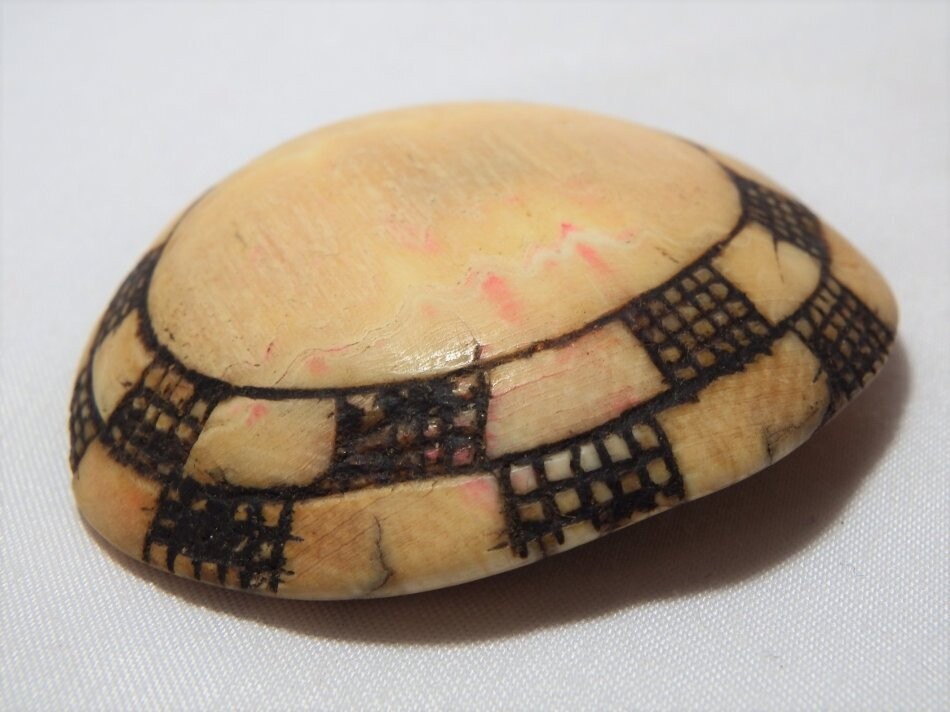 Antique Ovambo Ekipa / Omakipa button - made by Ovambo / Kwanyama tribes