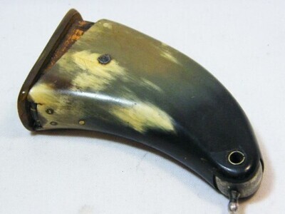 Antique Scottish priming / snuff powder horn with bottom lid stopper and rotating measure tip