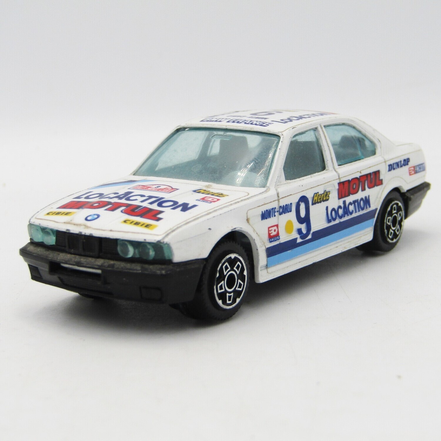 Bburago BMW 535i die-cast racing model car - scale 1/43