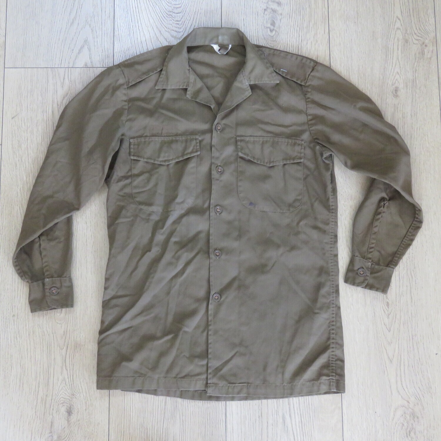 SA Army Nutria long sleeve shirt - size Medium - full length 75cm, chest 41cm, full arm length 52cm