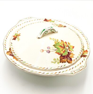 Vintage Grindley Creampetal bowl with lid