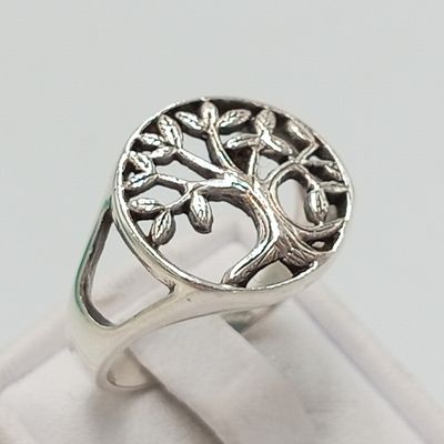 Sterling silver ring with tree design - 3.3g - size P