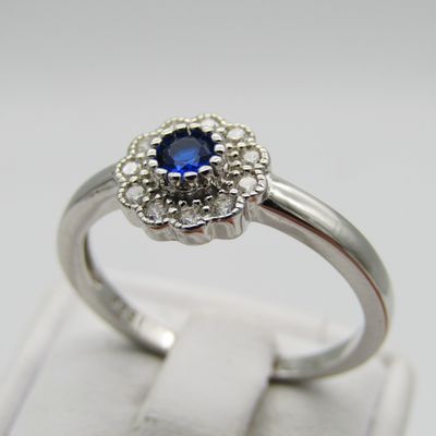 Sterling Silver ring with blue stone - Size R - 2,3g