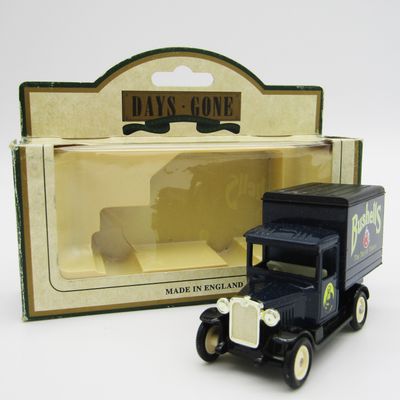Lledo 1928 Chevrolet Box Van - Bushells Tea in box