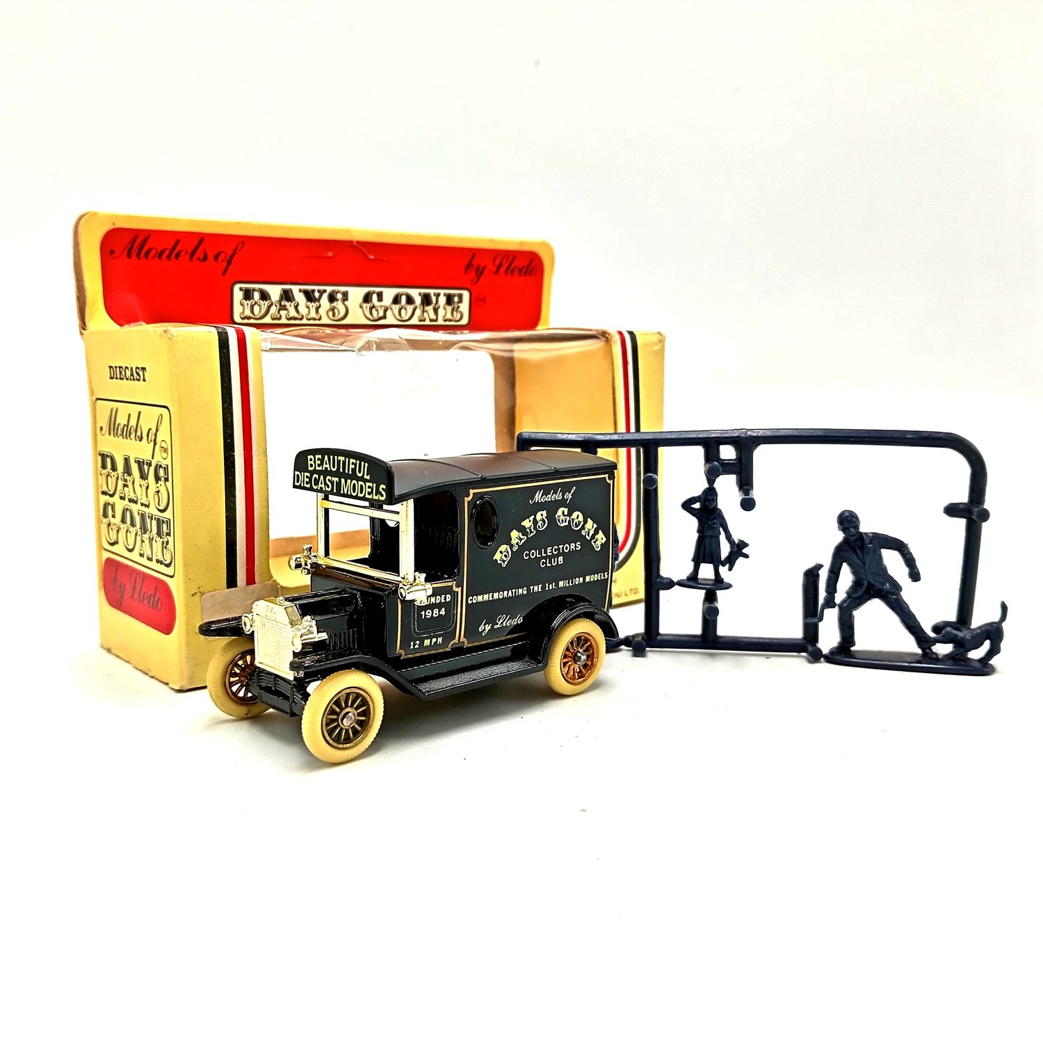 Lledo Days Gone Model T Ford - Days Gone collectors club in box with figurines