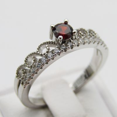 Sterling Silver ring with red stone - Size P - 3g
