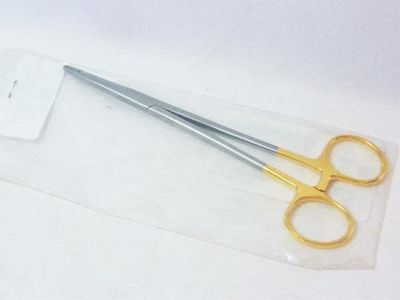 Instavet HEBU Olsen-Hegar needle holder and suture scissors
