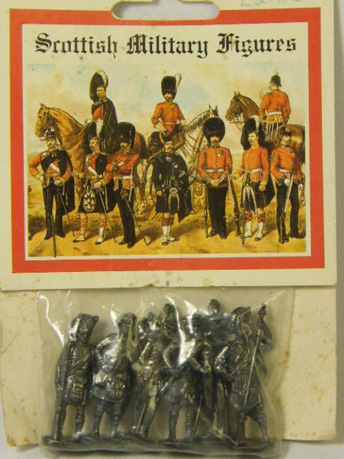 Set of Scottish military figures still sealed in packet - pressure die cast zinc alloy