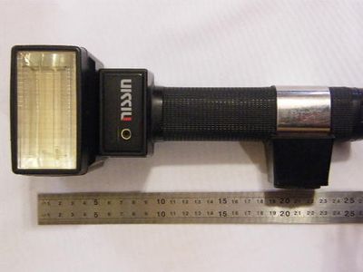 Nissin Auto 5200G Flash with Camera Extension